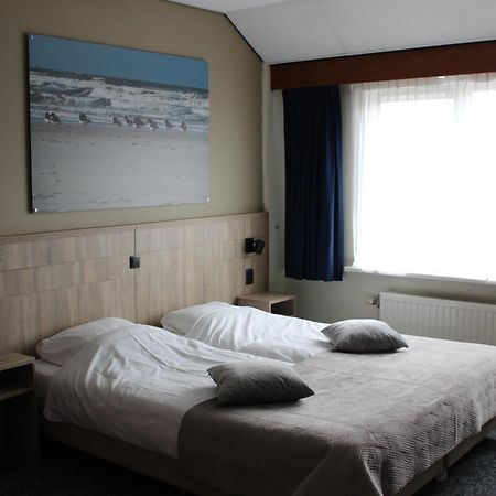 Hotel "De Klok" Buren  Exteriér fotografie