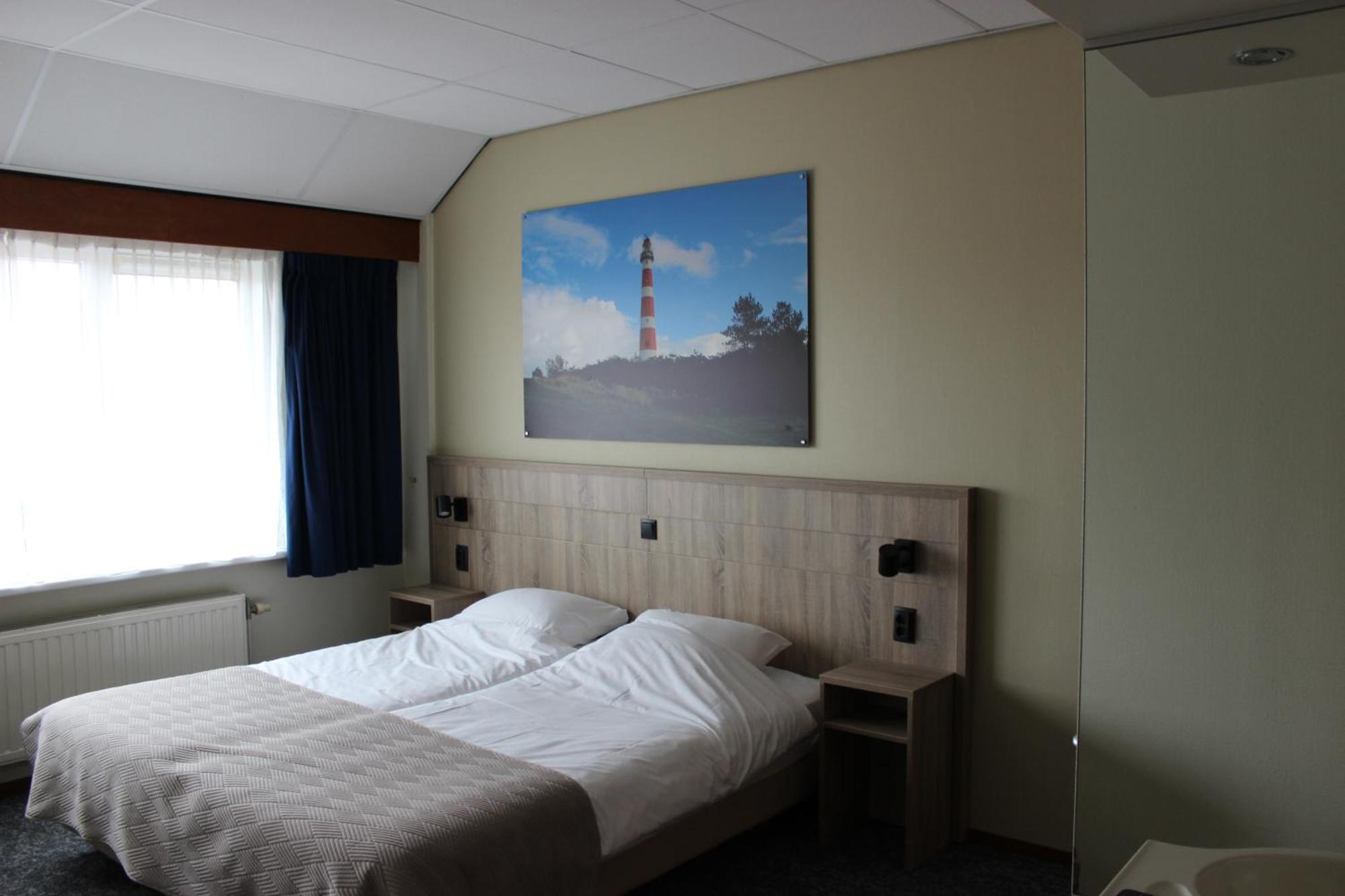 Hotel "De Klok" Buren  Exteriér fotografie